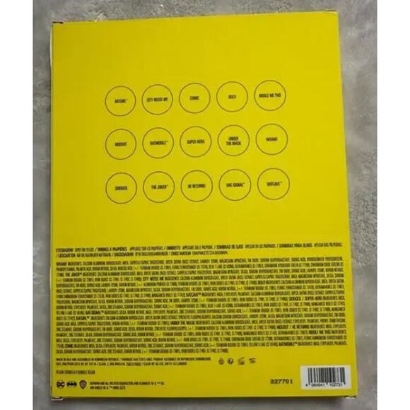 Batman x Kylie Cosmetics Makeup Set Lipstick Eyeliner Highlighter Eyeshadow NIB - Picture 4 of 16